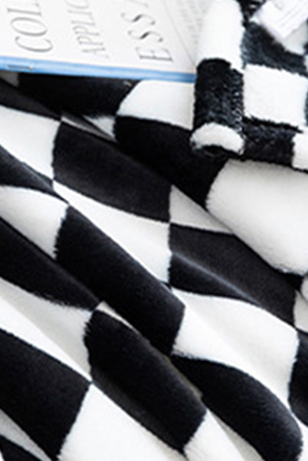 Checkerboard Printed Soft Throw