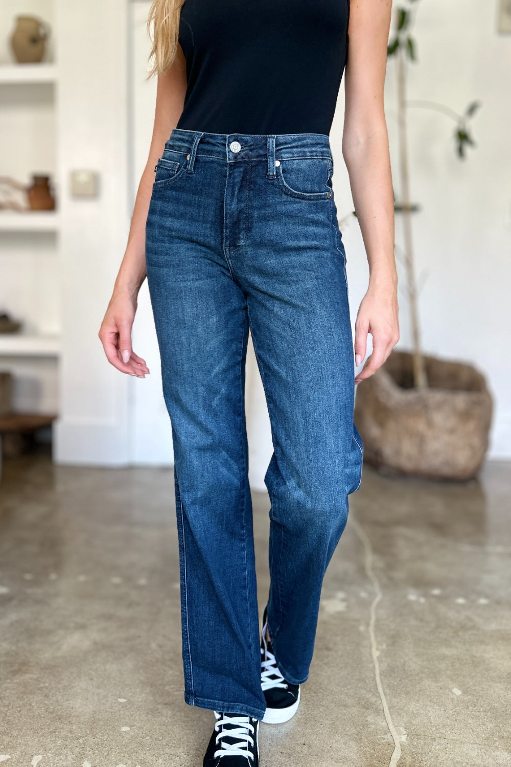 Judy Blue Tummy Control Straight Jeans (0-24W)