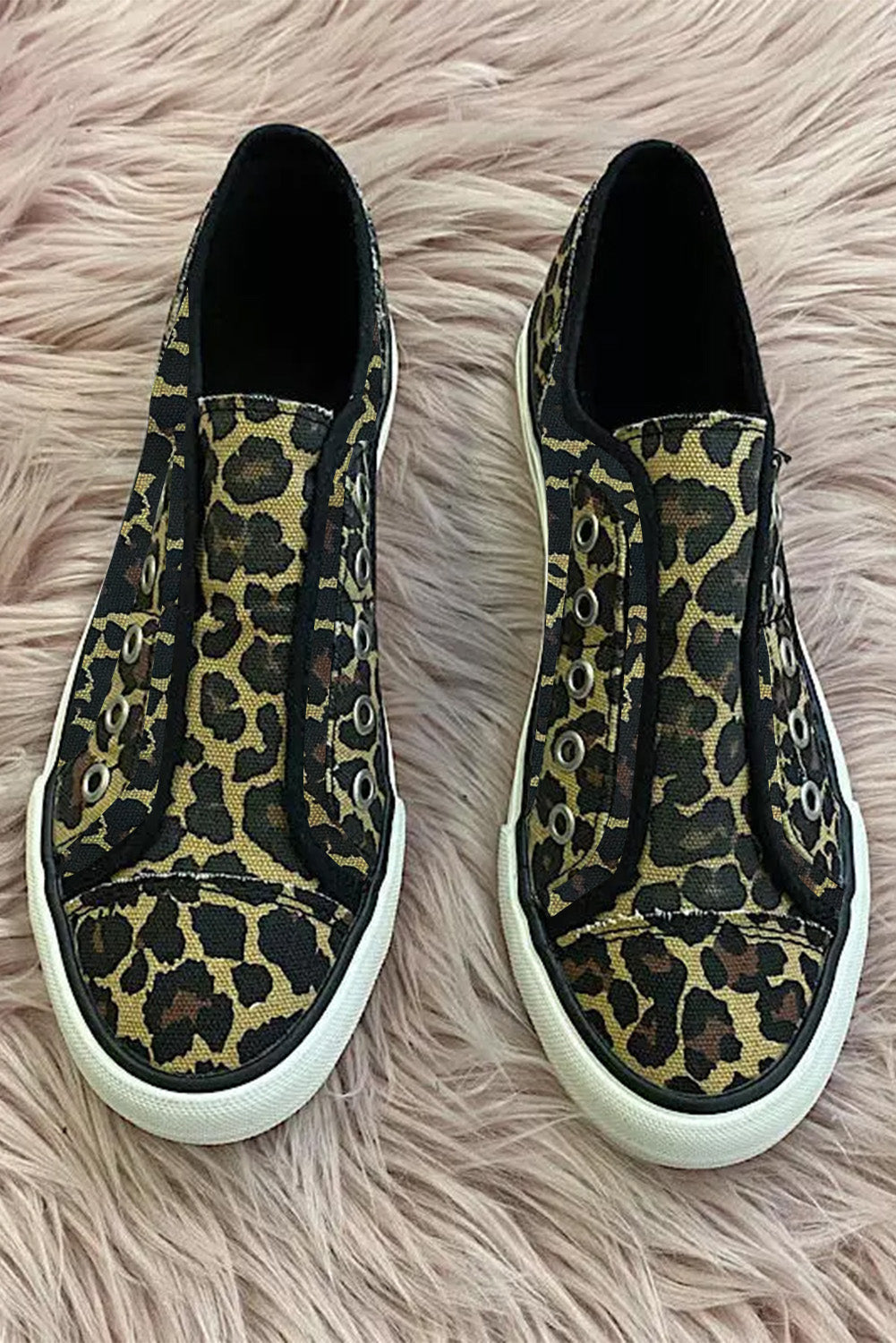 Leopard Slip-on Round Toe Canvas Sneakers