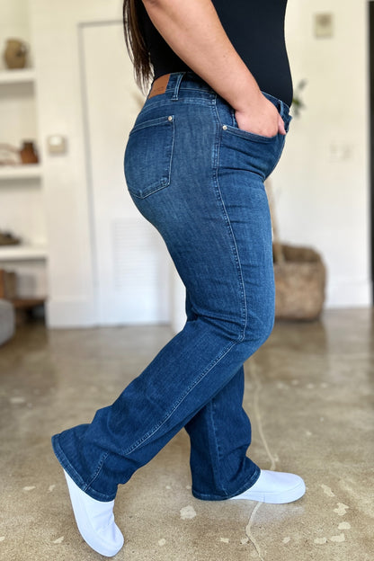 Judy Blue Tummy Control Straight Jeans (0-24W)