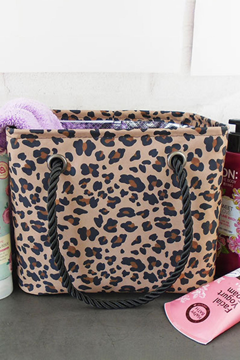 Leopard Waterproof Canvas Toiletry Bag (2 Colors)