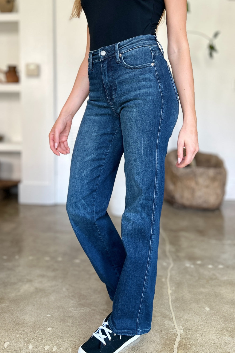 Judy Blue Tummy Control Straight Jeans (0-24W)