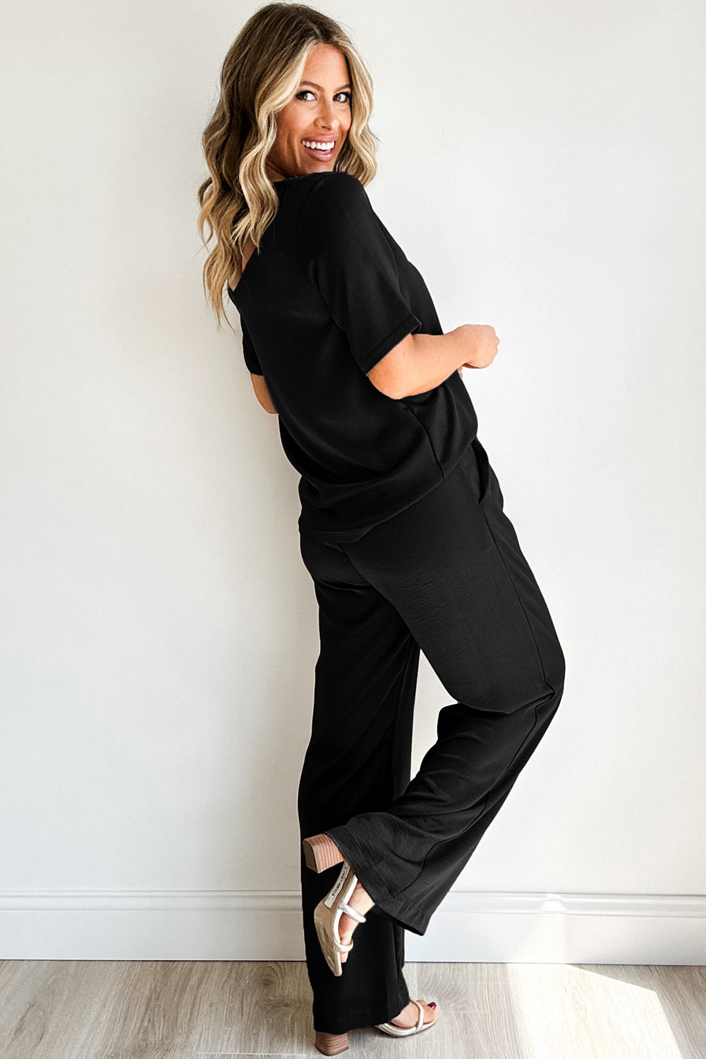 Black Solid Color T-Shirt and Wide Leg Pants Set