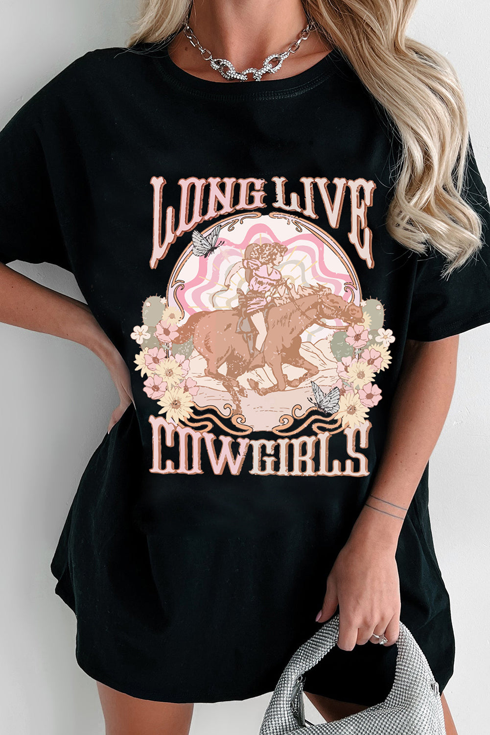 'Long Live Cowgirls' Oversize Graphic Tee (S-XL)