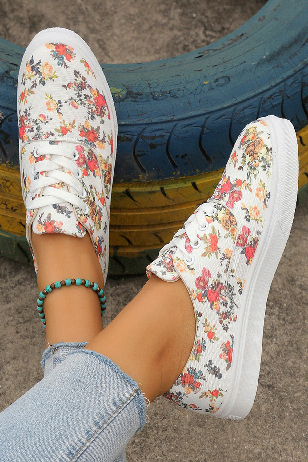 Floral Print Round Toe Lace-Up Flats